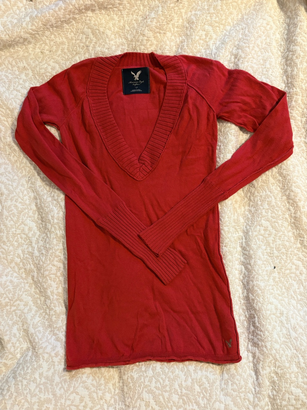 American Eagle Outfitters Women's Deep Red V-Neck Sweater
